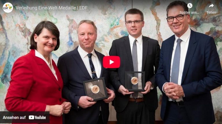 Verleihung Eine-Welt-Medaille